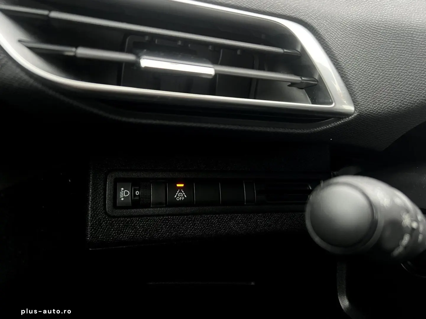 Peugeot 3008 Gen-Ii-2016