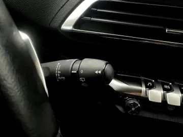 Peugeot 3008 Gen-Ii-2016