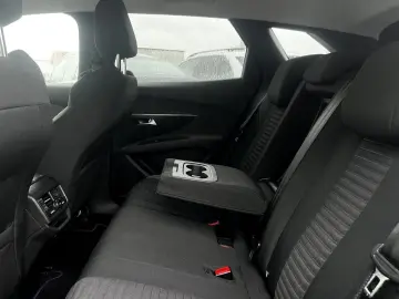 Peugeot 3008 Gen-Ii-2016