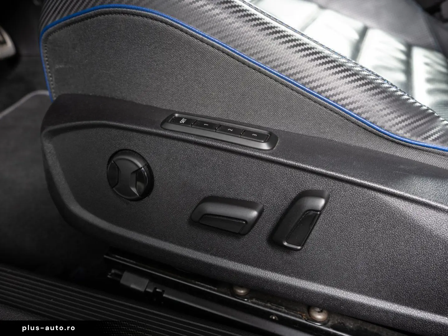 Golf 8 R 2.0 TSI 4Motion  O.Z. ACC DCC PERF. VOL