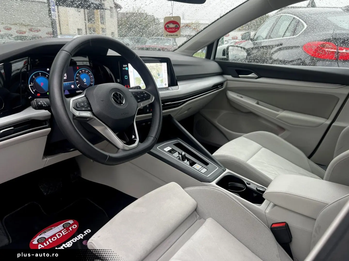 Volkswagen Golf Gen-Viii-2020