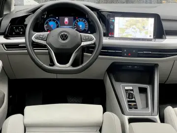 Volkswagen Golf Gen-Viii-2020