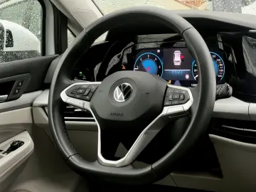 Volkswagen Golf Gen-Viii-2020