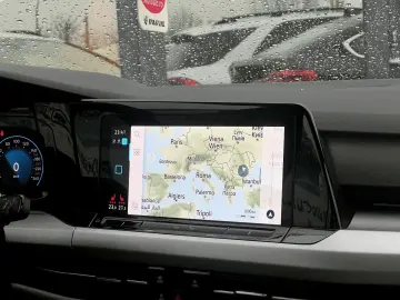 Volkswagen Golf Gen-Viii-2020