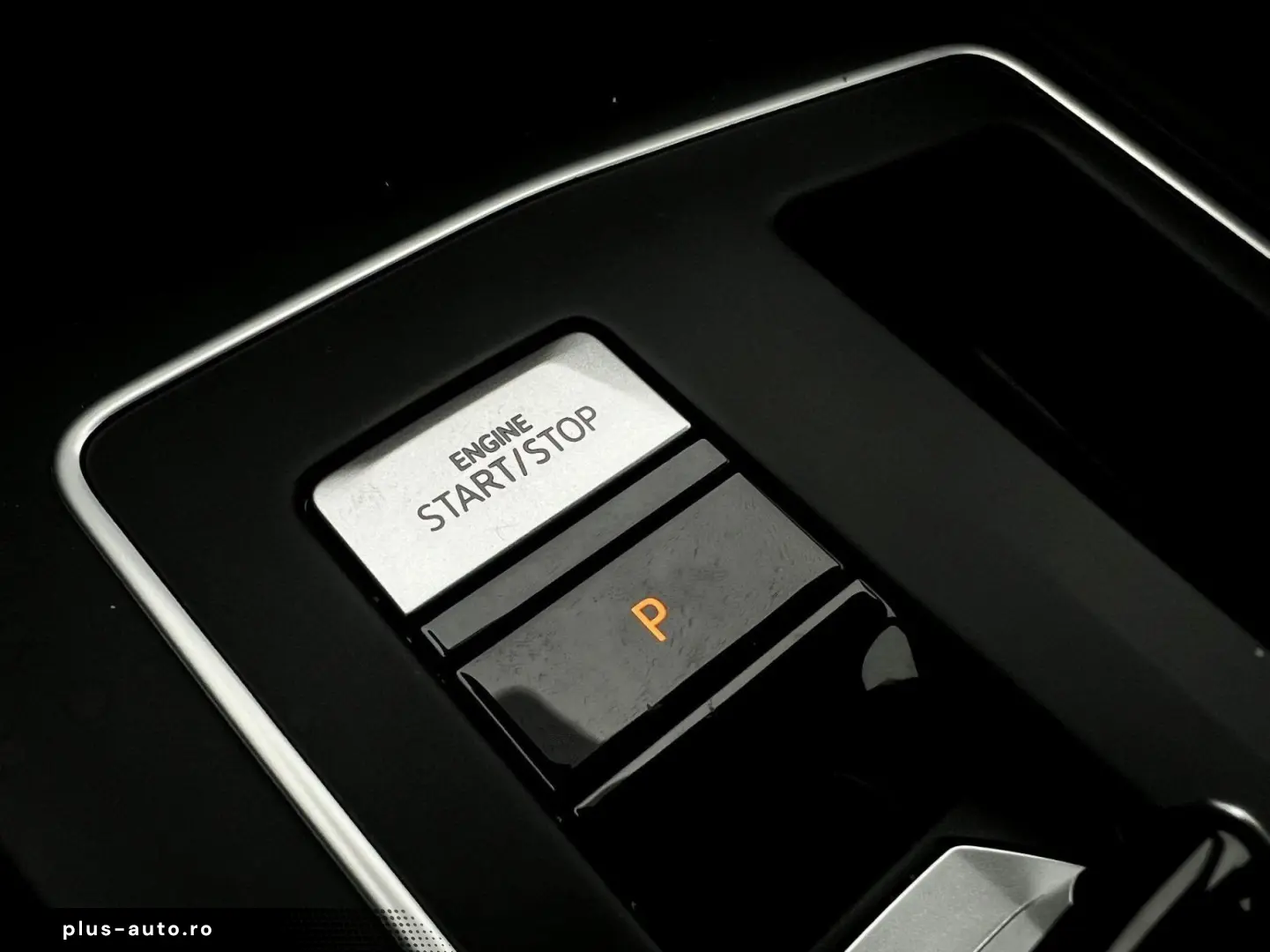 Volkswagen Golf Gen-Viii-2020