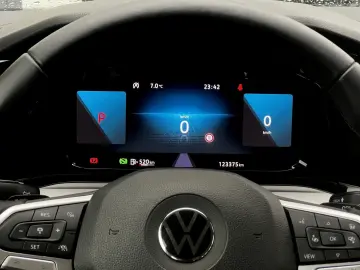 Volkswagen Golf Gen-Viii-2020