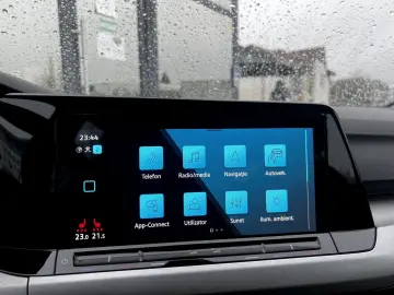 Volkswagen Golf Gen-Viii-2020