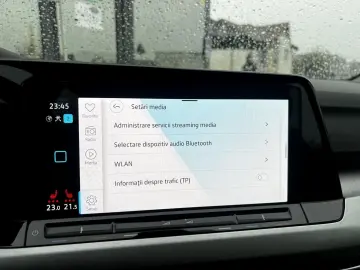 Volkswagen Golf Gen-Viii-2020