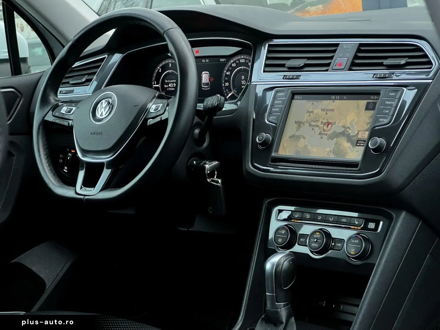 Volkswagen Tiguan Gen-Ii-2016