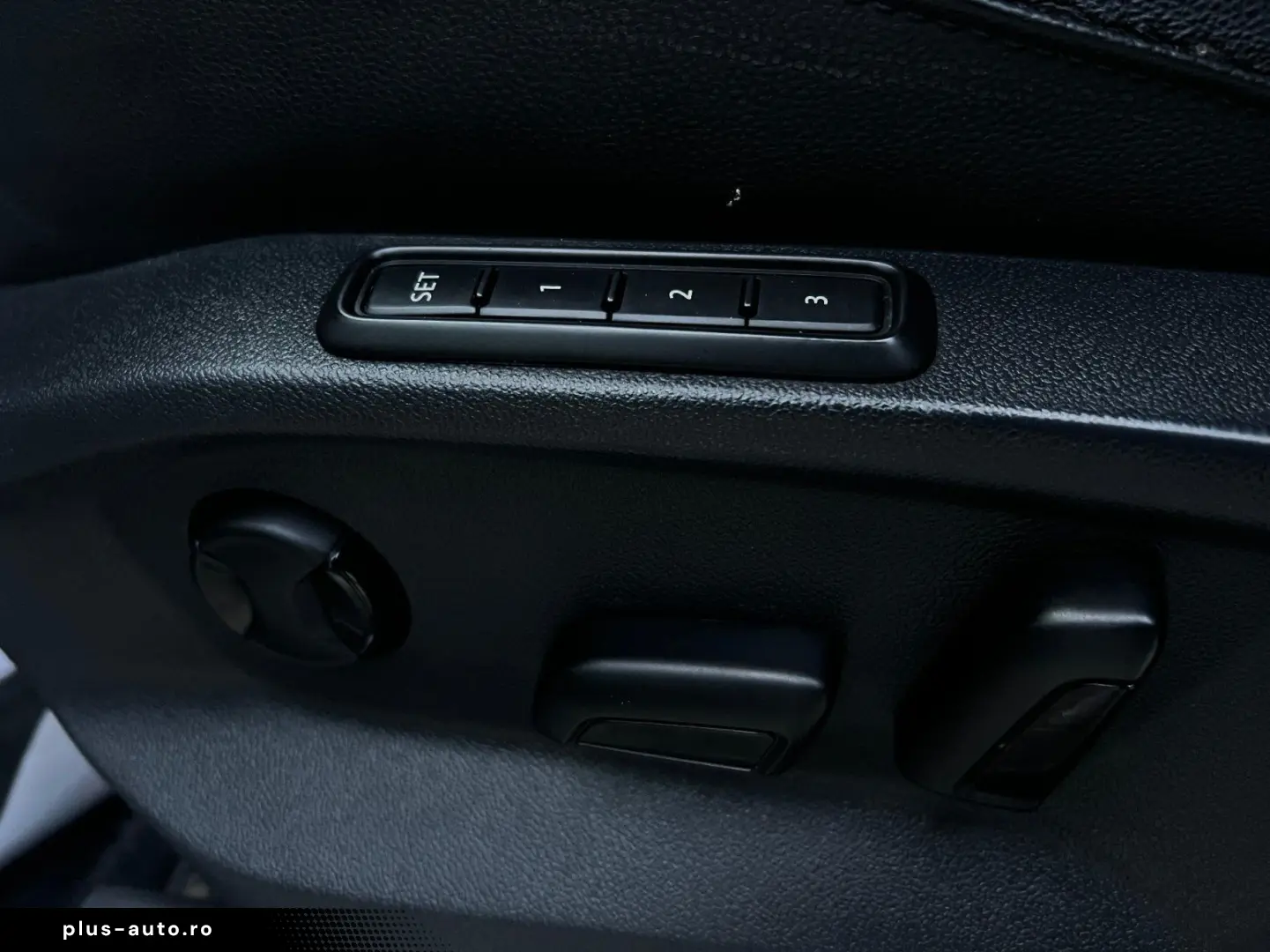 Volkswagen Tiguan Gen-Ii-2016