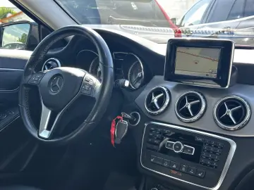 Mercedes-Benz Gla Gen-X156-2013-2019