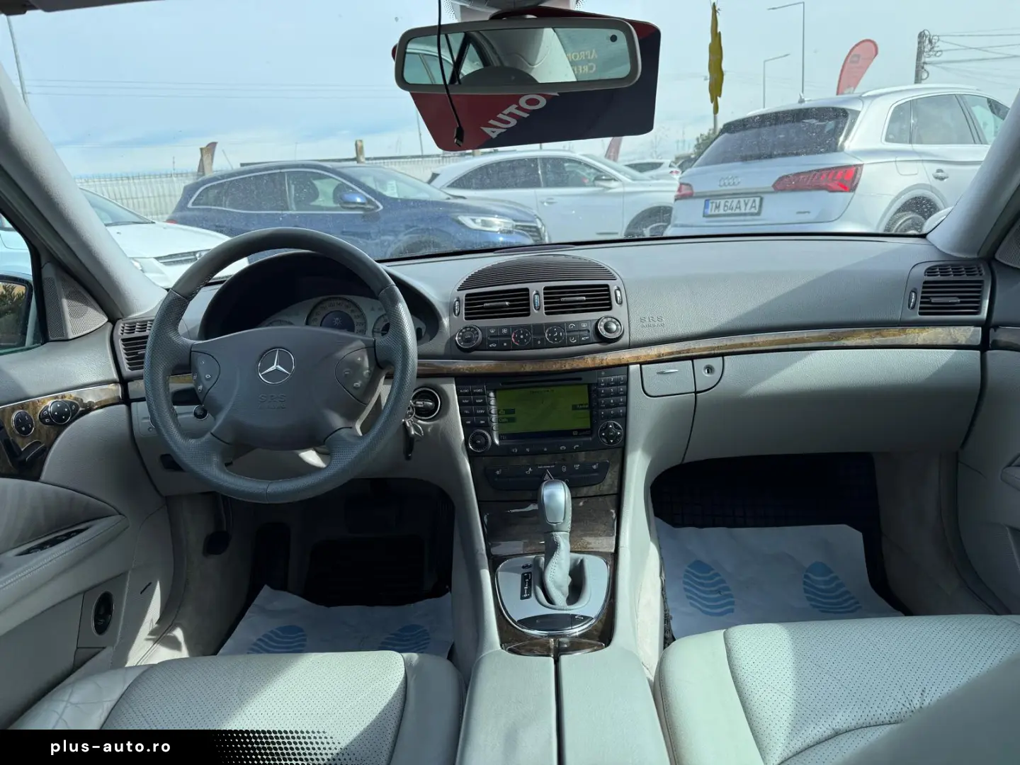 Mercedes-Benz E200 Avangarde