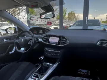 Peugeot 308 Gen-Ii-2013-2021