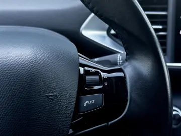 Peugeot 308 Gen-Ii-2013-2021