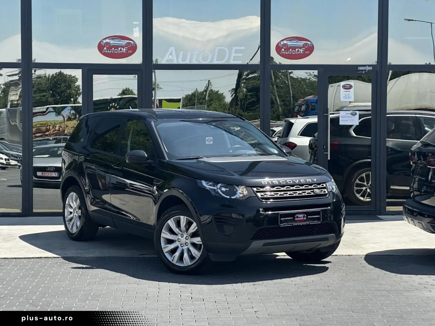 Land-Rover Discovery-Sport