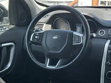 Land-Rover Discovery-Sport