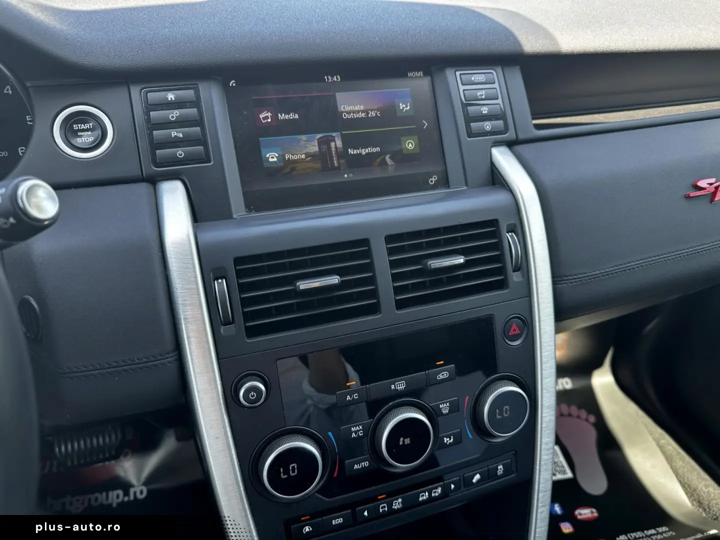 Land-Rover Discovery-Sport