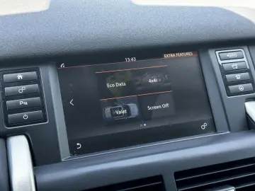 Land-Rover Discovery-Sport