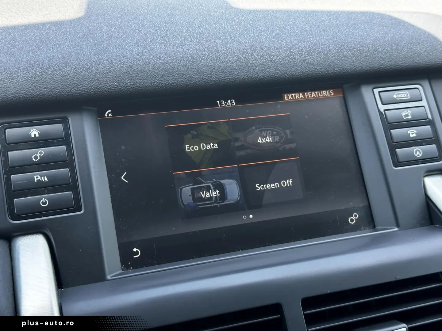 Land-Rover Discovery-Sport