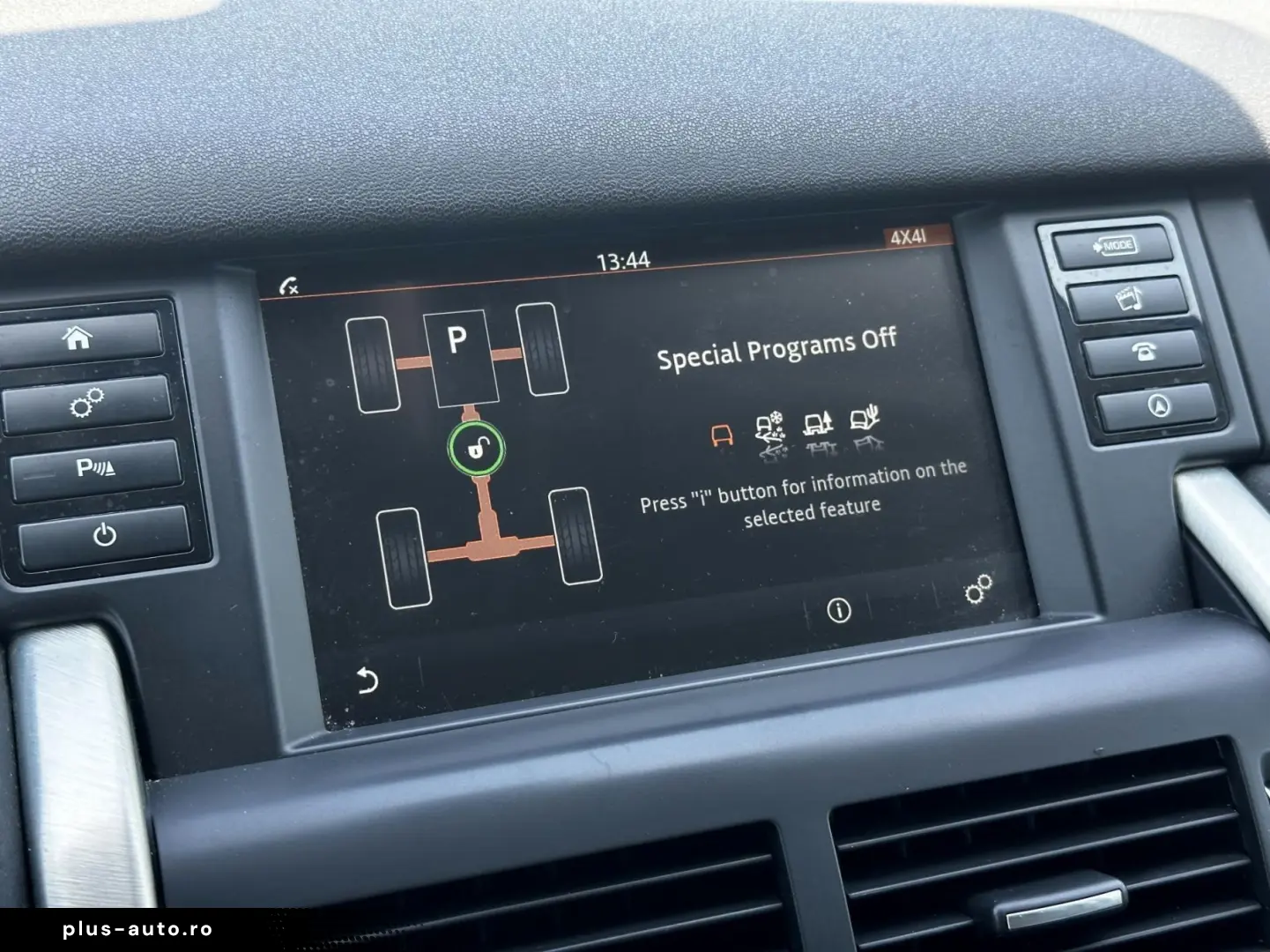 Land-Rover Discovery-Sport