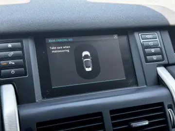 Land-Rover Discovery-Sport