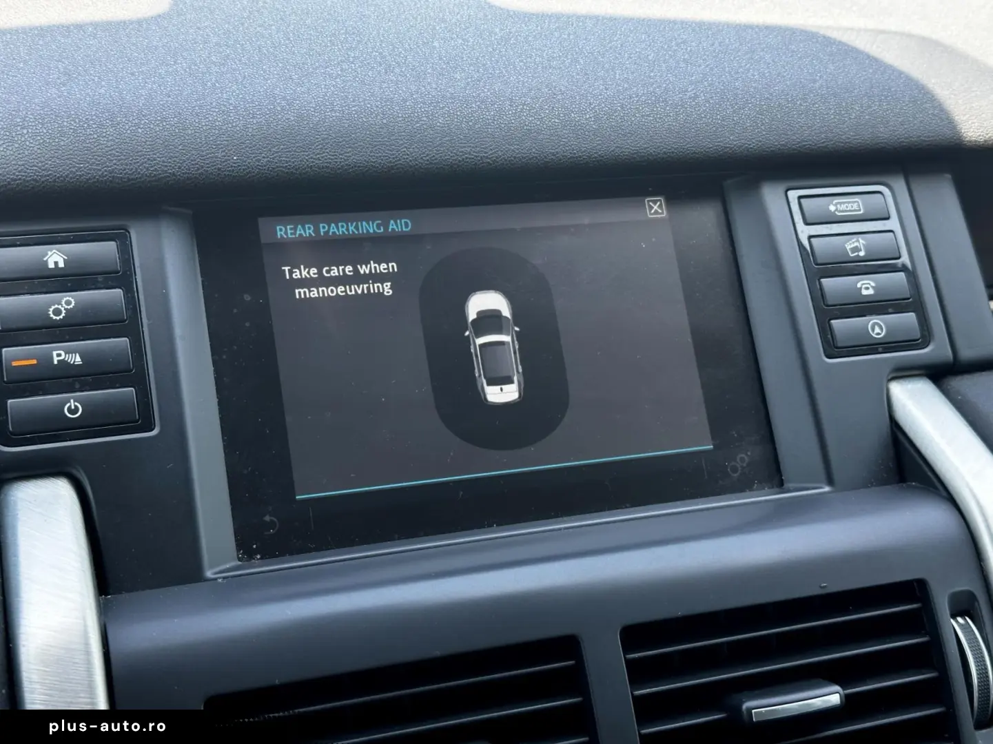 Land-Rover Discovery-Sport