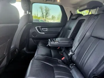 Land-Rover Discovery-Sport