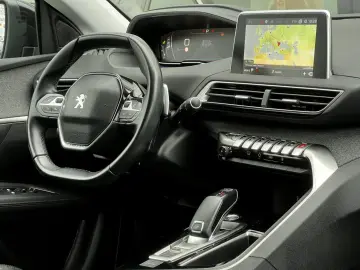 Peugeot 3008 Gen-Ii-2016