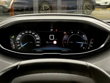 Peugeot 3008 Gen-Ii-2016