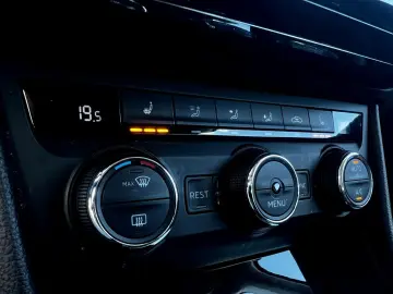 Skoda Superb Gen-Iii-2015