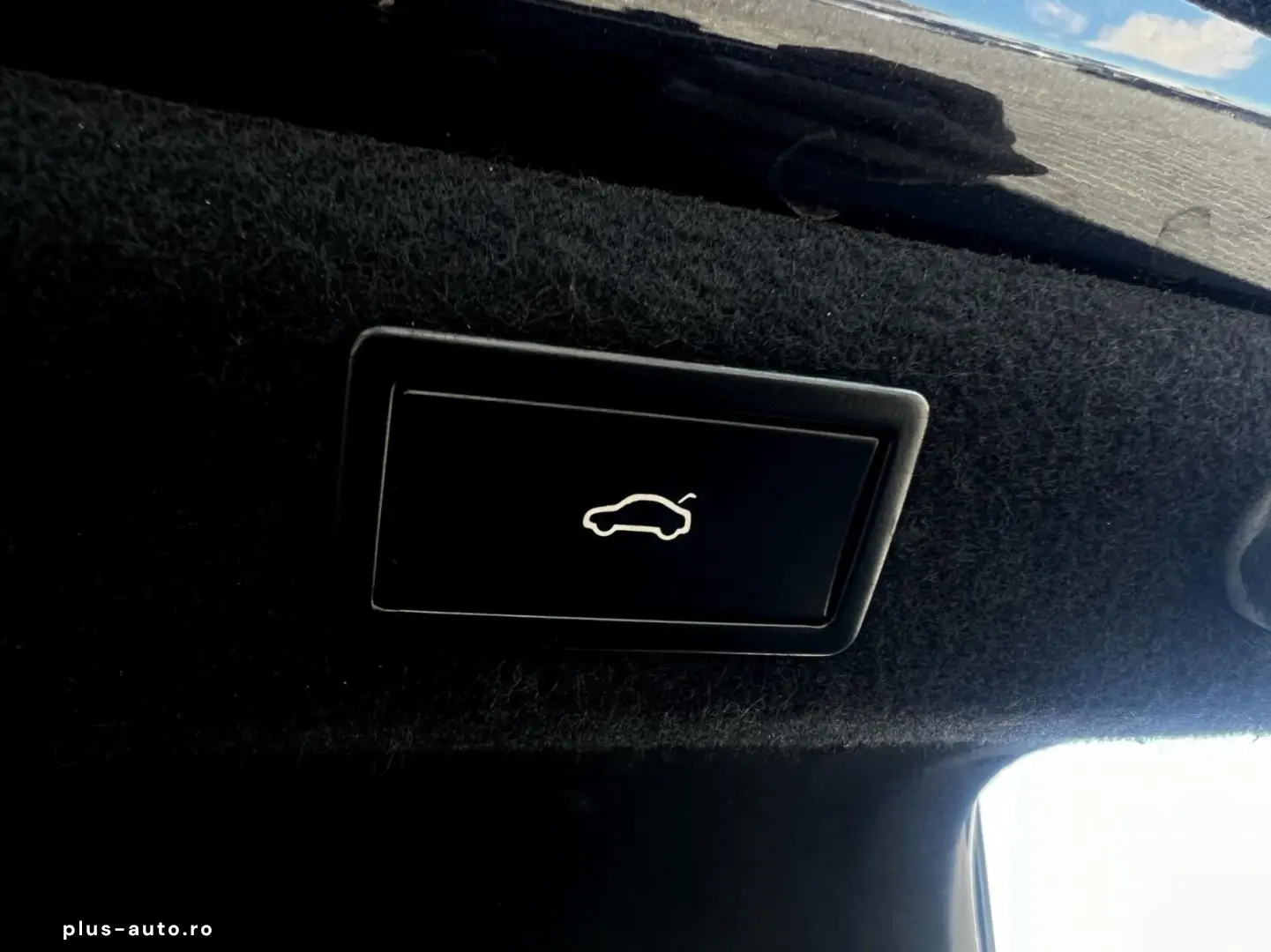 Skoda Superb Gen-Iii-2015