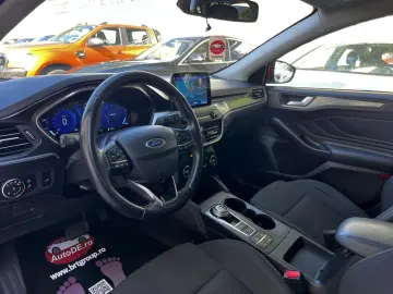 Ford Focus Gen-Iv-2018
