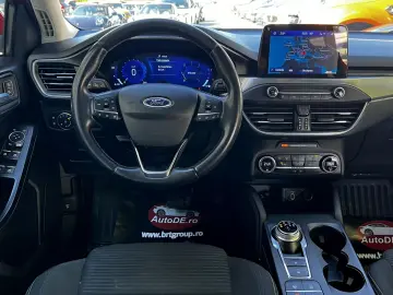 Ford Focus Gen-Iv-2018
