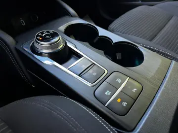 Ford Focus Gen-Iv-2018