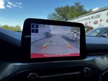 Ford Focus Gen-Iv-2018