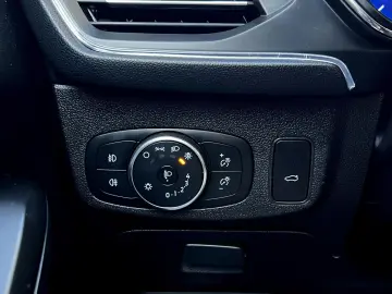 Ford Focus Gen-Iv-2018