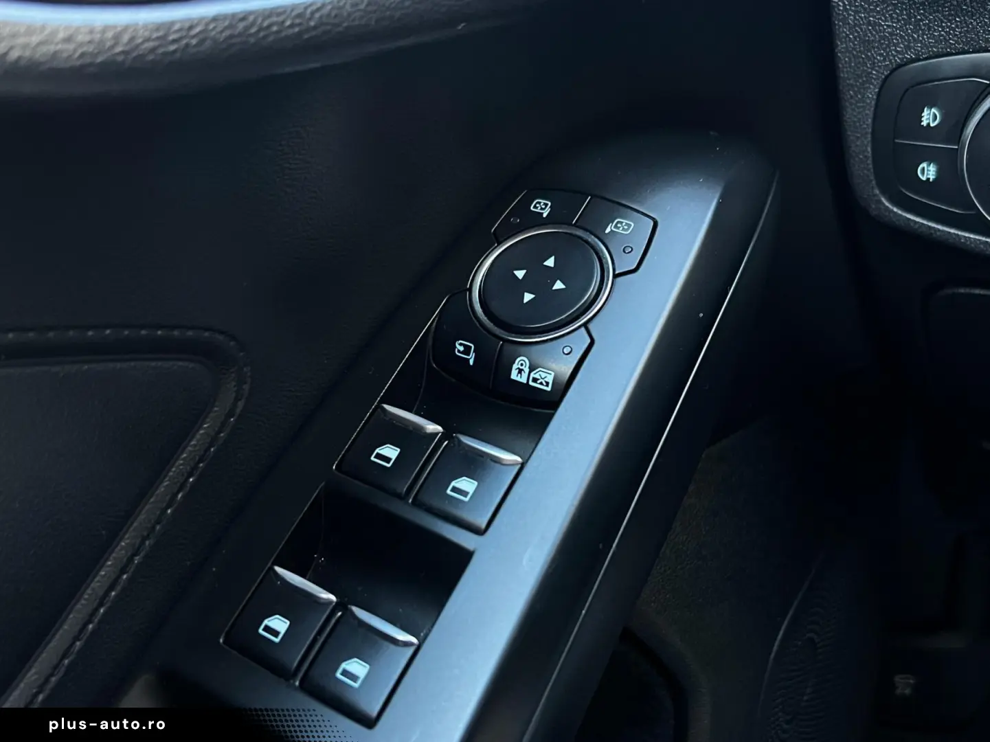 Ford Focus Gen-Iv-2018