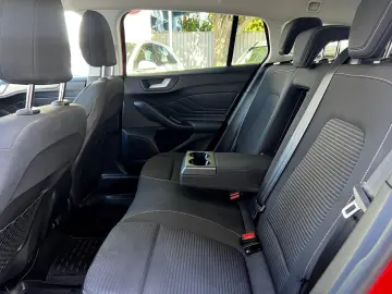 Ford Focus Gen-Iv-2018