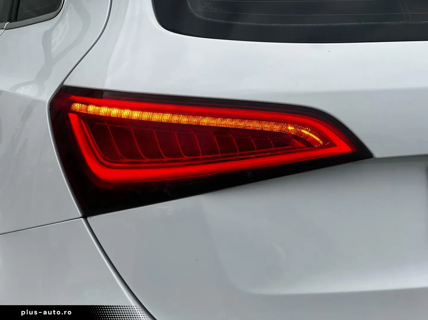 Audi Q5 Gen-8R-2008-2016