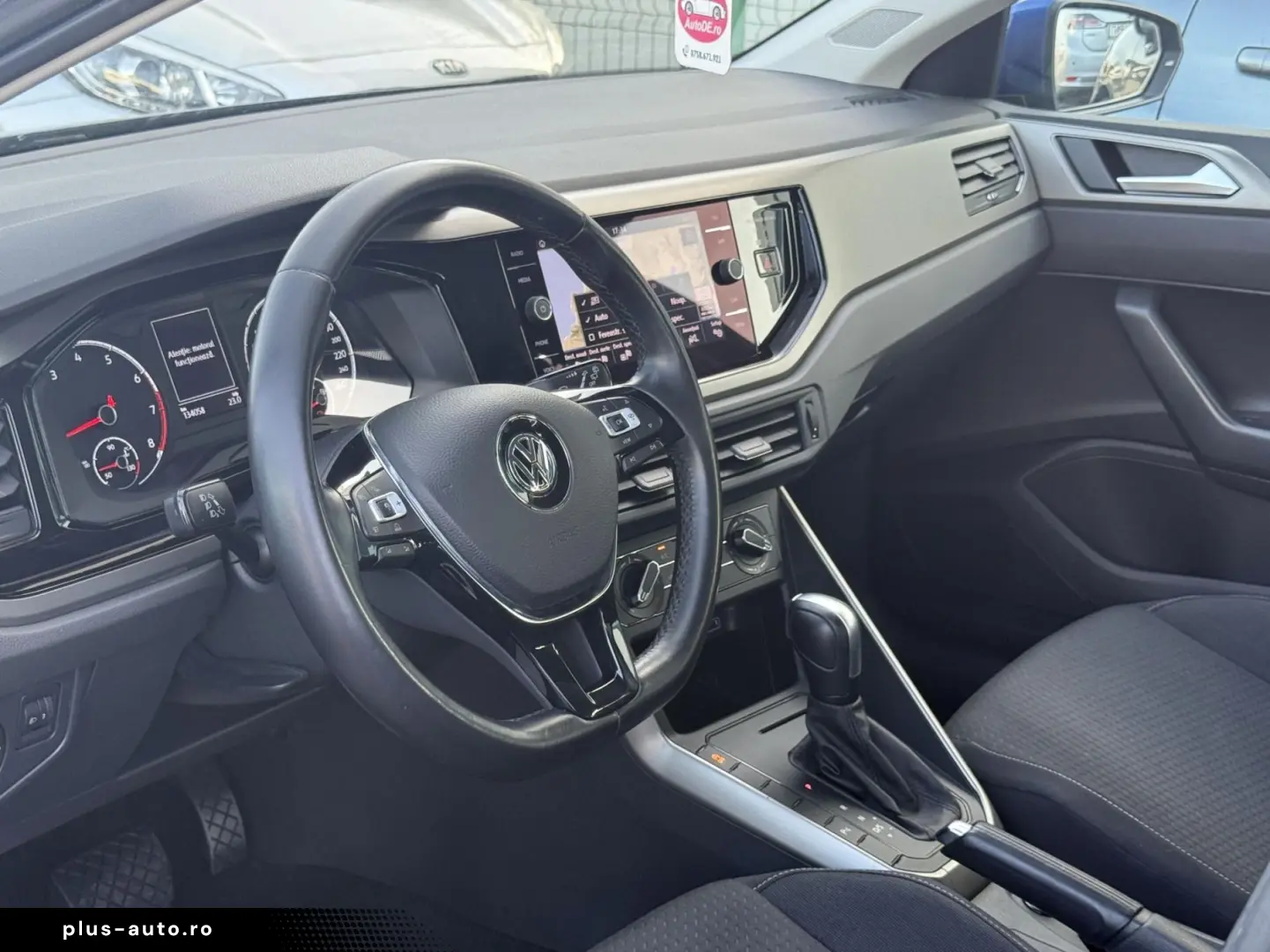 Volkswagen Polo Gen-Vi-2017