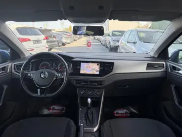 Volkswagen Polo Gen-Vi-2017