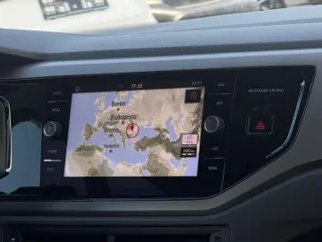 Volkswagen Polo Gen-Vi-2017