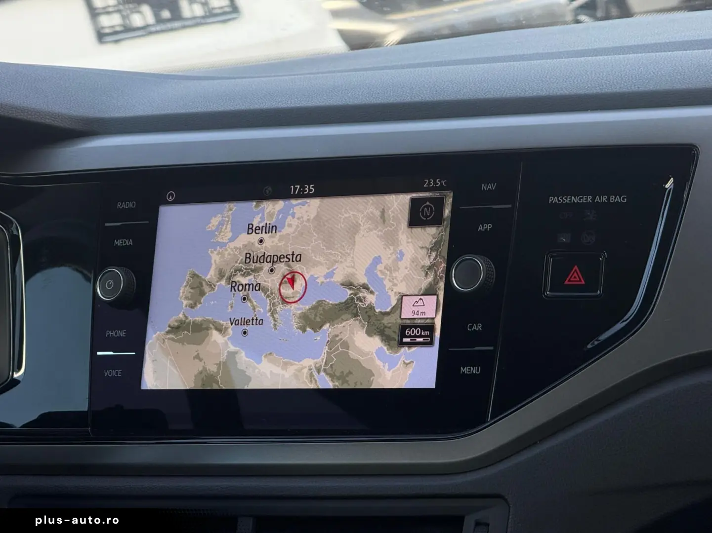 Volkswagen Polo Gen-Vi-2017