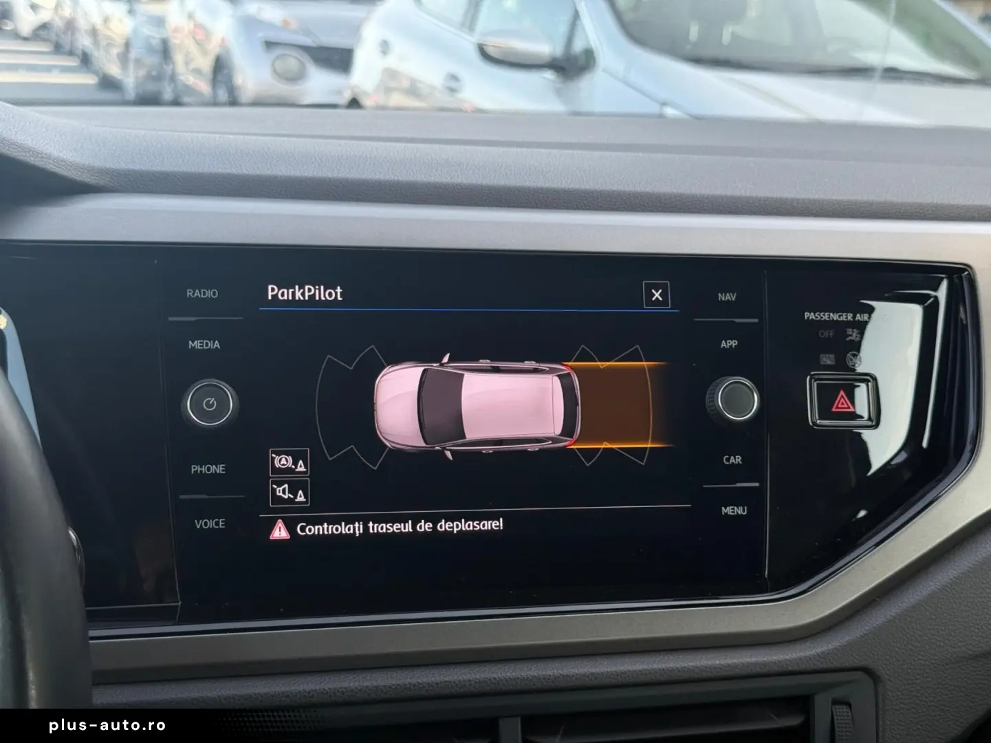 Volkswagen Polo Gen-Vi-2017