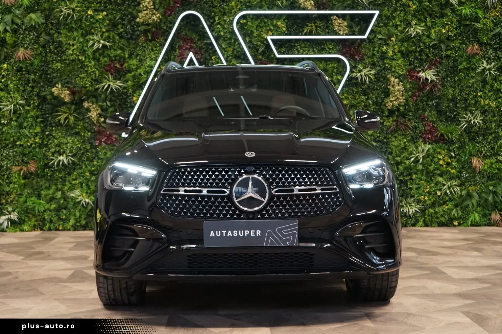 GLE 450d 4M PANO TOW 360 HUD 79.669€ NETTO