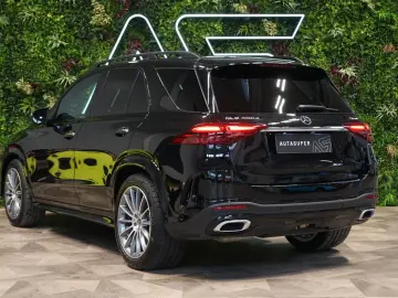 GLE 450d 4M PANO TOW 360 HUD 79.669€ NETTO