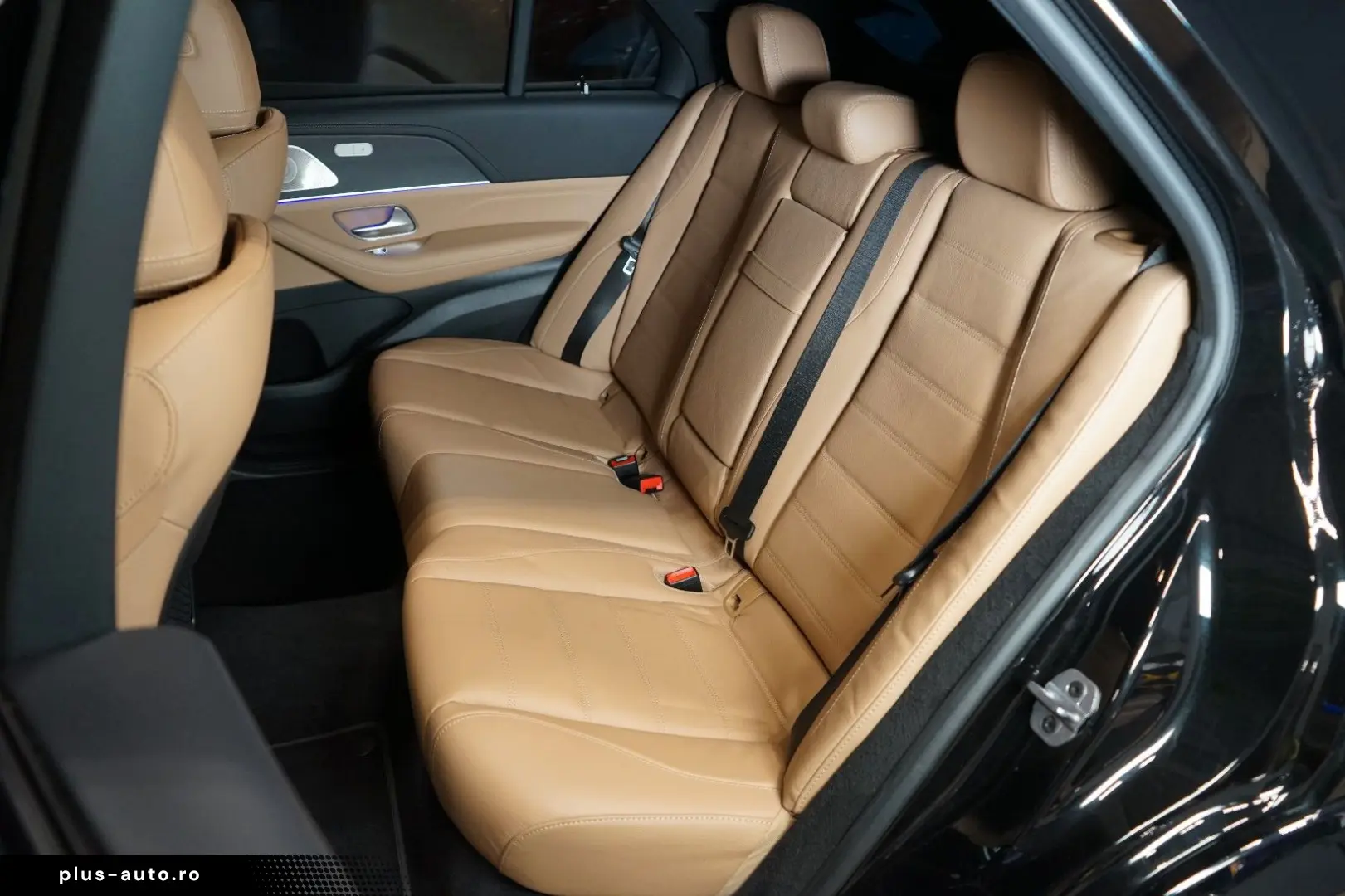 GLE 450d 4M PANO TOW 360 HUD 79.669€ NETTO