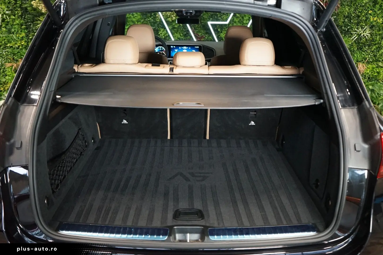 GLE 450d 4M PANO TOW 360 HUD 79.669€ NETTO