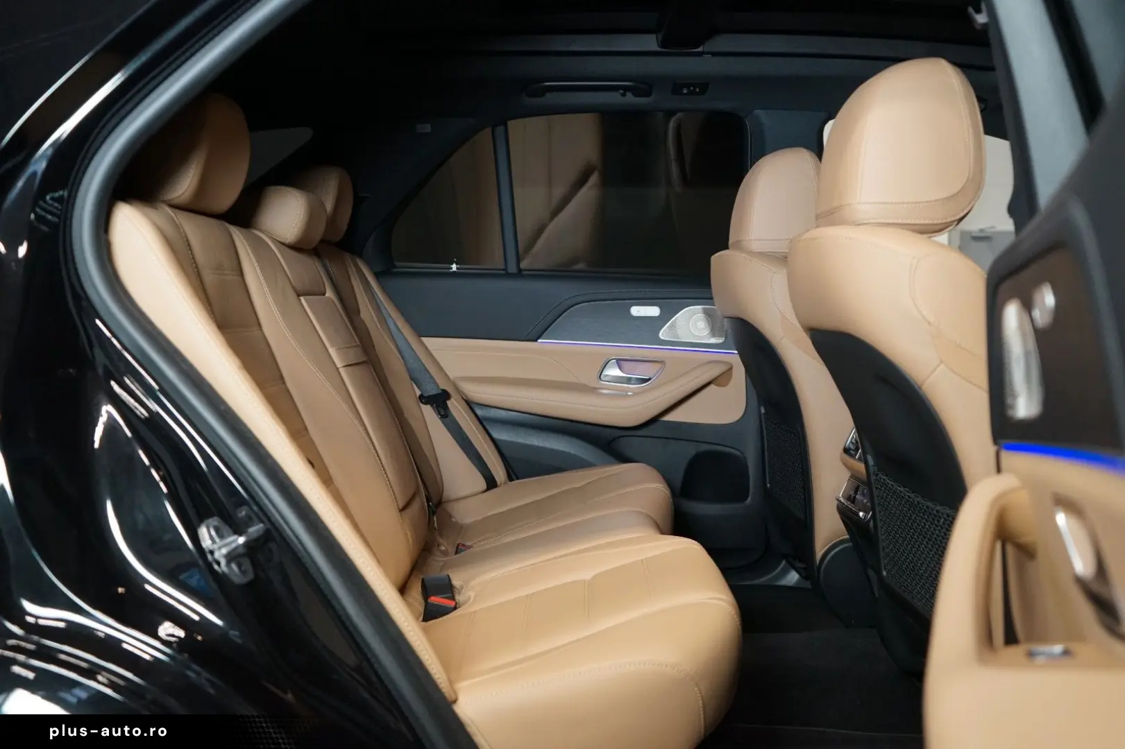 GLE 450d 4M PANO TOW 360 HUD 79.669€ NETTO