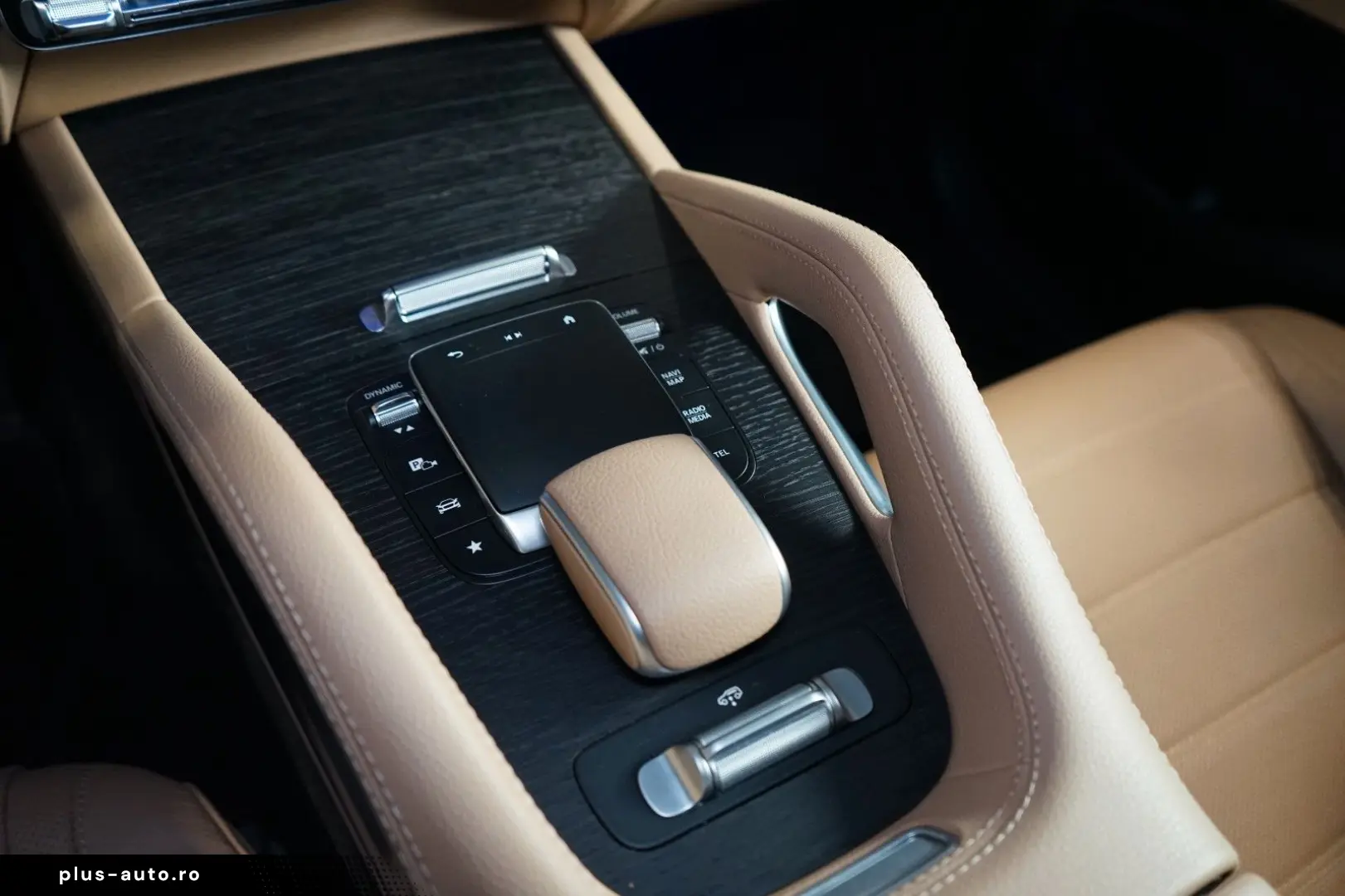 GLE 450d 4M PANO TOW 360 HUD 79.669€ NETTO